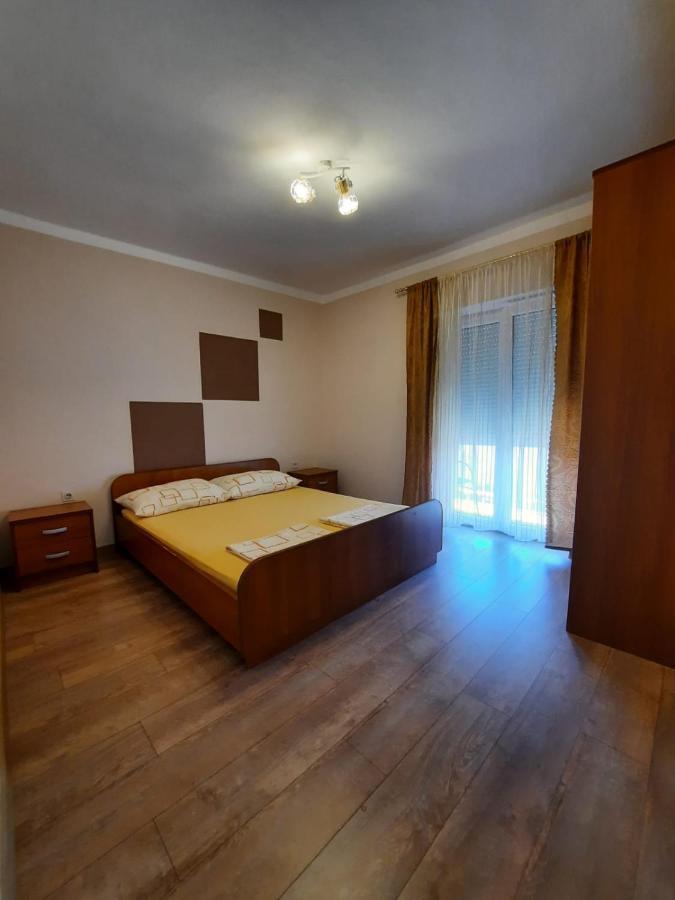 Lana 2 Apartment Senj  Bagian luar foto