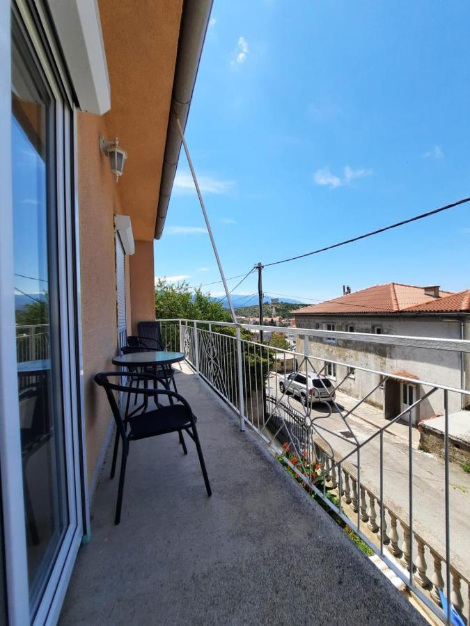 Lana 2 Apartment Senj  Bagian luar foto